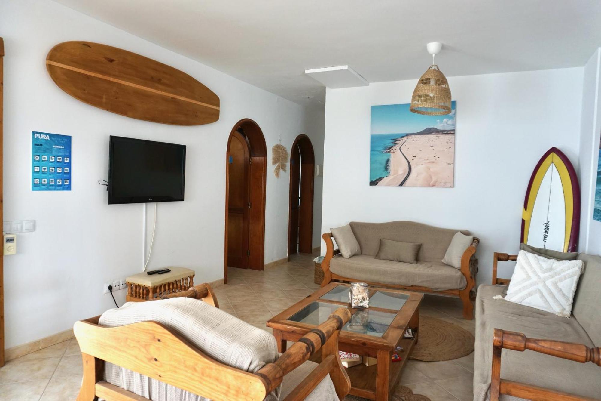 Pura Vida Surf Camp & School Hostel La Oliva Ngoại thất bức ảnh